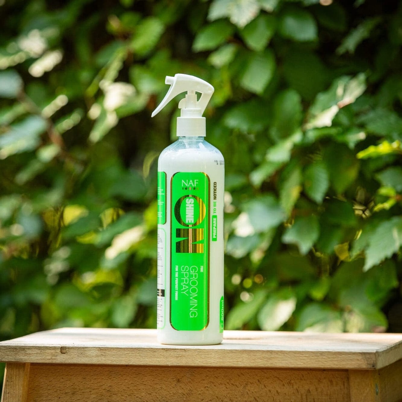 naf-equine Shine on Spray 500 ml Spray